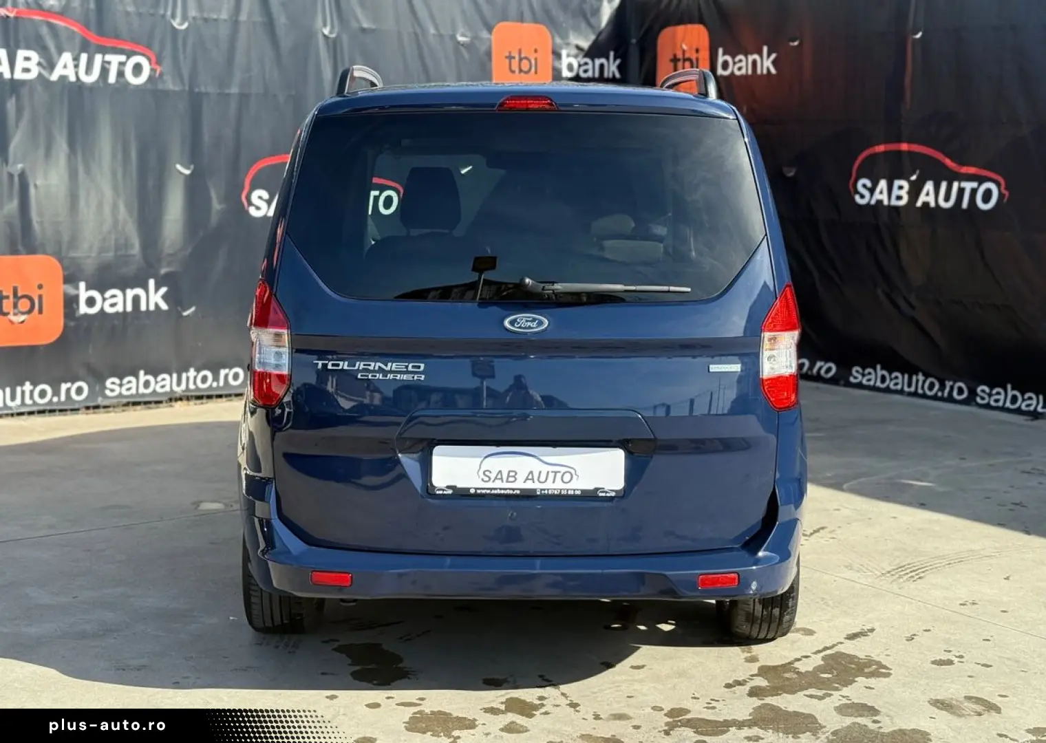 Ford TOURNEO-COURIER