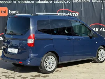 Ford TOURNEO-COURIER