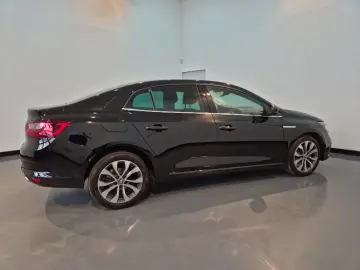 RENAULT MEGANE 1.3 TCe 140CP techno