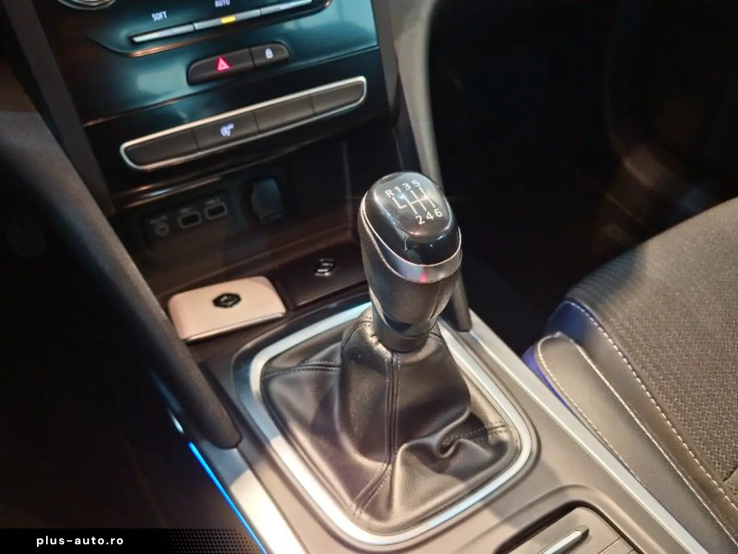 RENAULT MEGANE 1.3 TCe 140CP techno