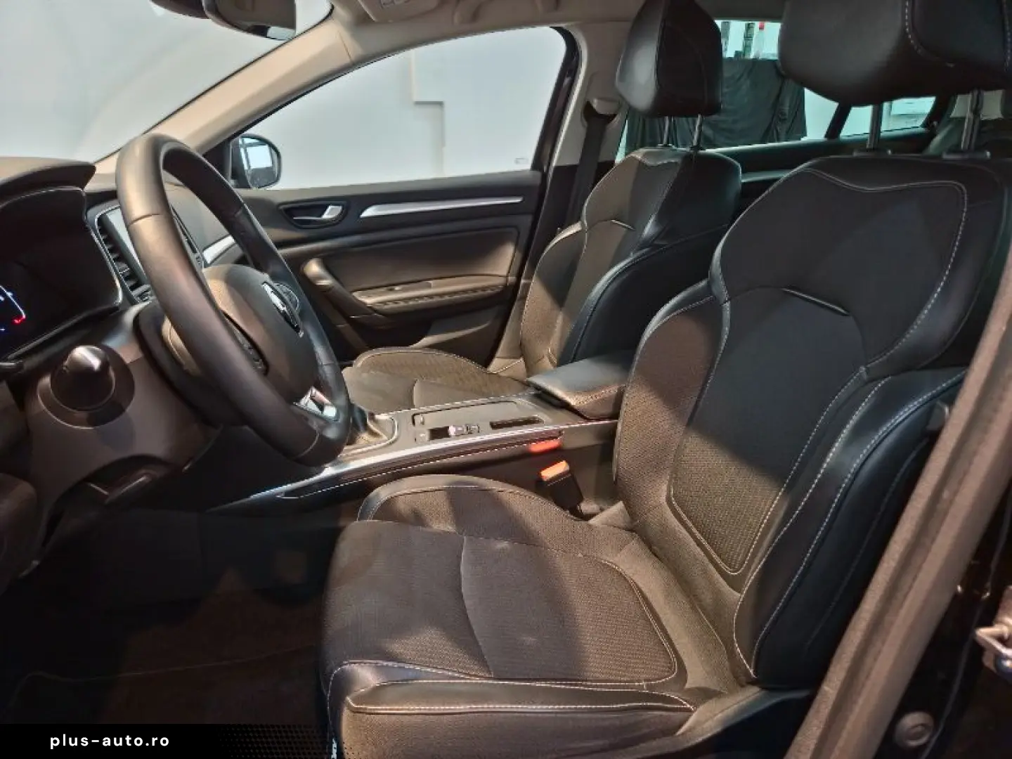 RENAULT MEGANE 1.3 TCe 140CP techno