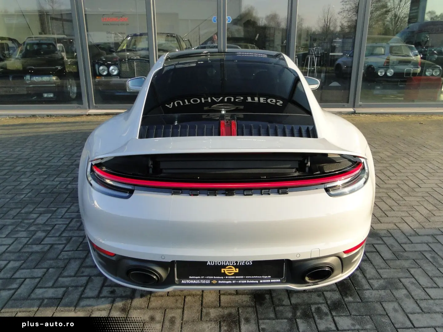 PORSCHE 992.1 CARRERA 1.HAND BOSE PANO LED KLAPPENAUSP.