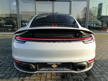 PORSCHE 992.1 CARRERA 1.HAND BOSE PANO LED KLAPPENAUSP.