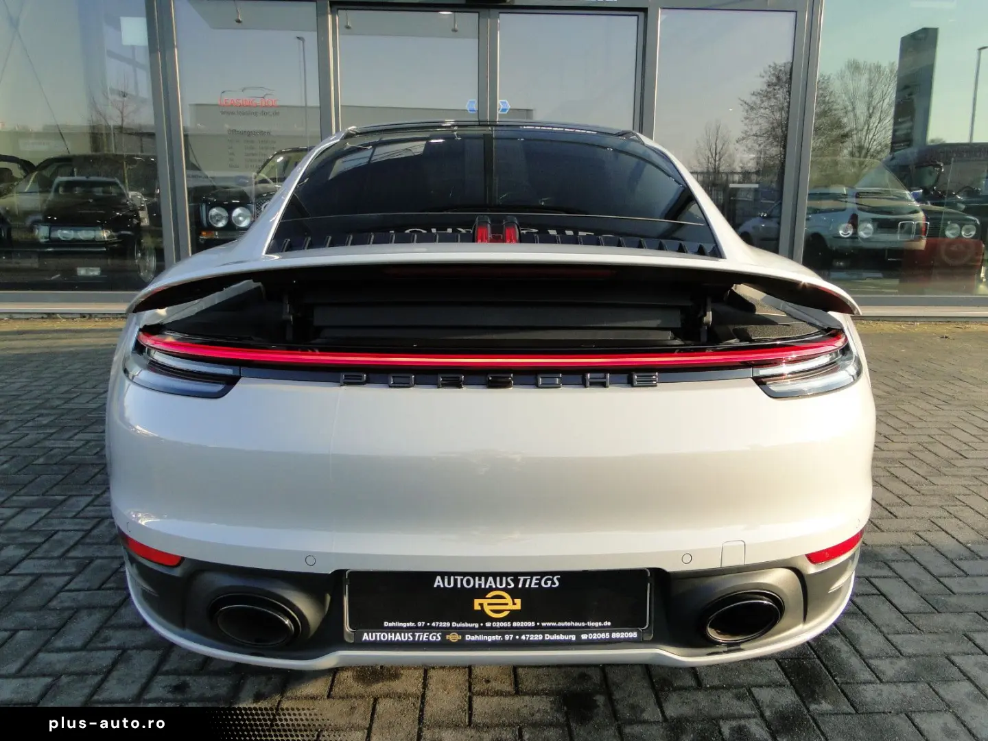 PORSCHE 992.1 CARRERA 1.HAND BOSE PANO LED KLAPPENAUSP.