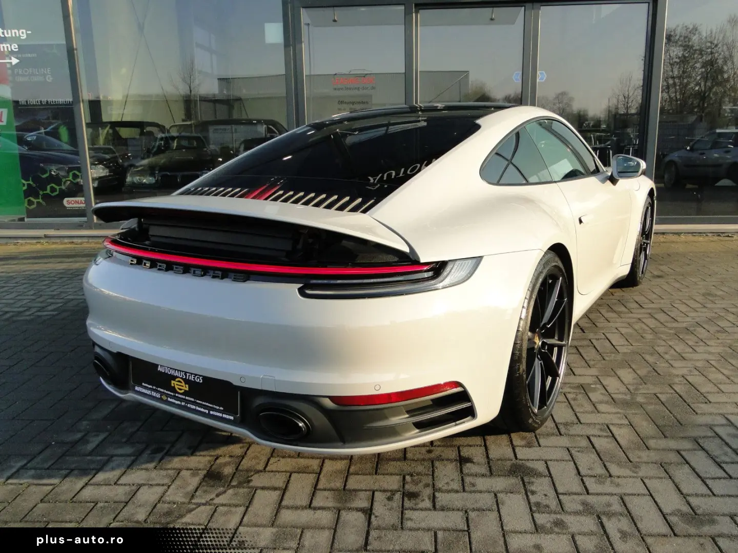 PORSCHE 992.1 CARRERA 1.HAND BOSE PANO LED KLAPPENAUSP.