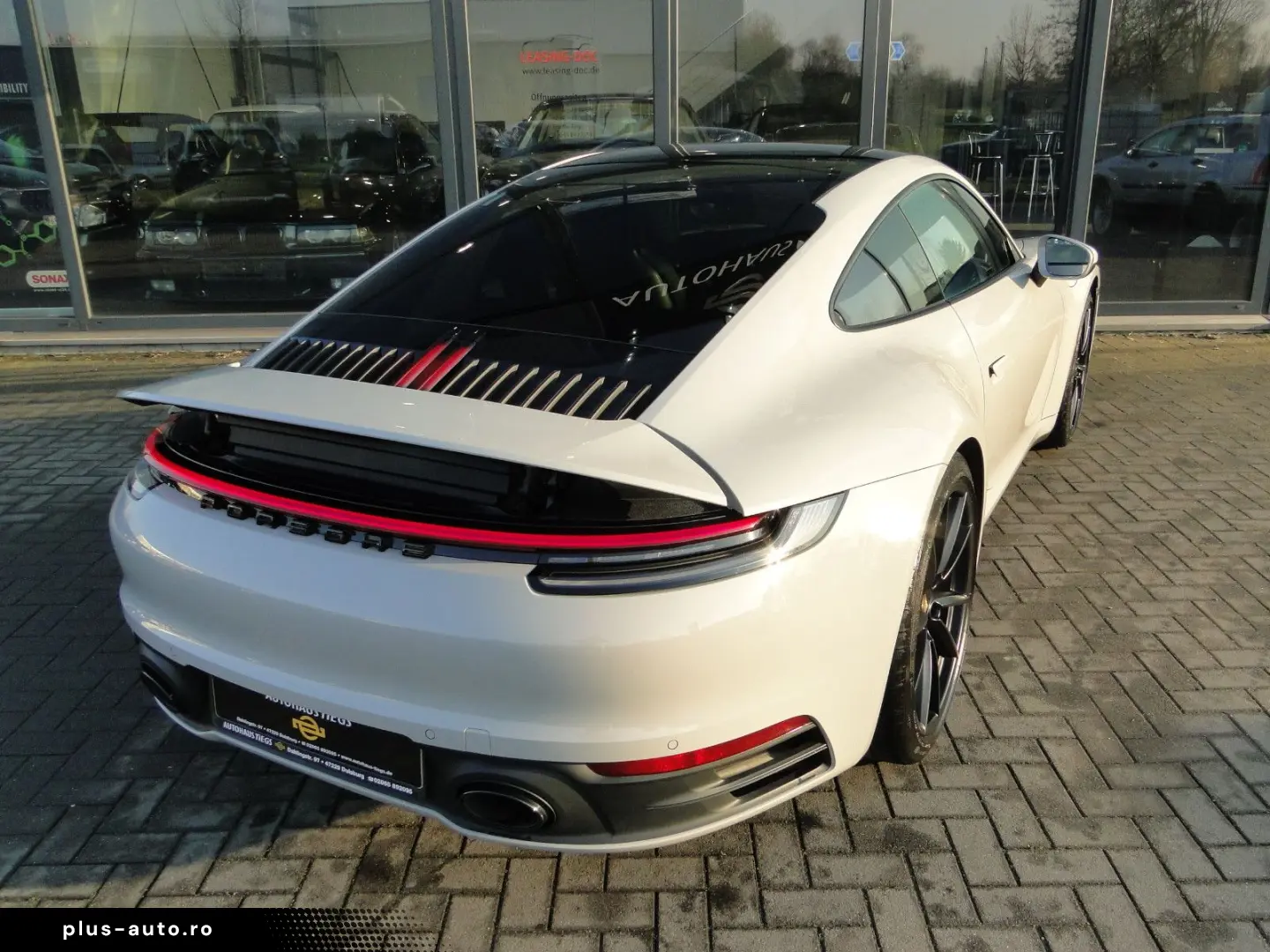 PORSCHE 992.1 CARRERA 1.HAND BOSE PANO LED KLAPPENAUSP.