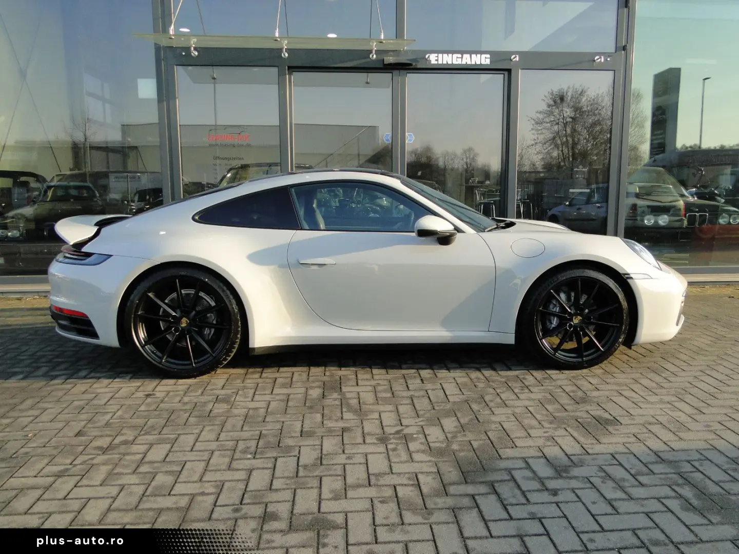 PORSCHE 992.1 CARRERA 1.HAND BOSE PANO LED KLAPPENAUSP.