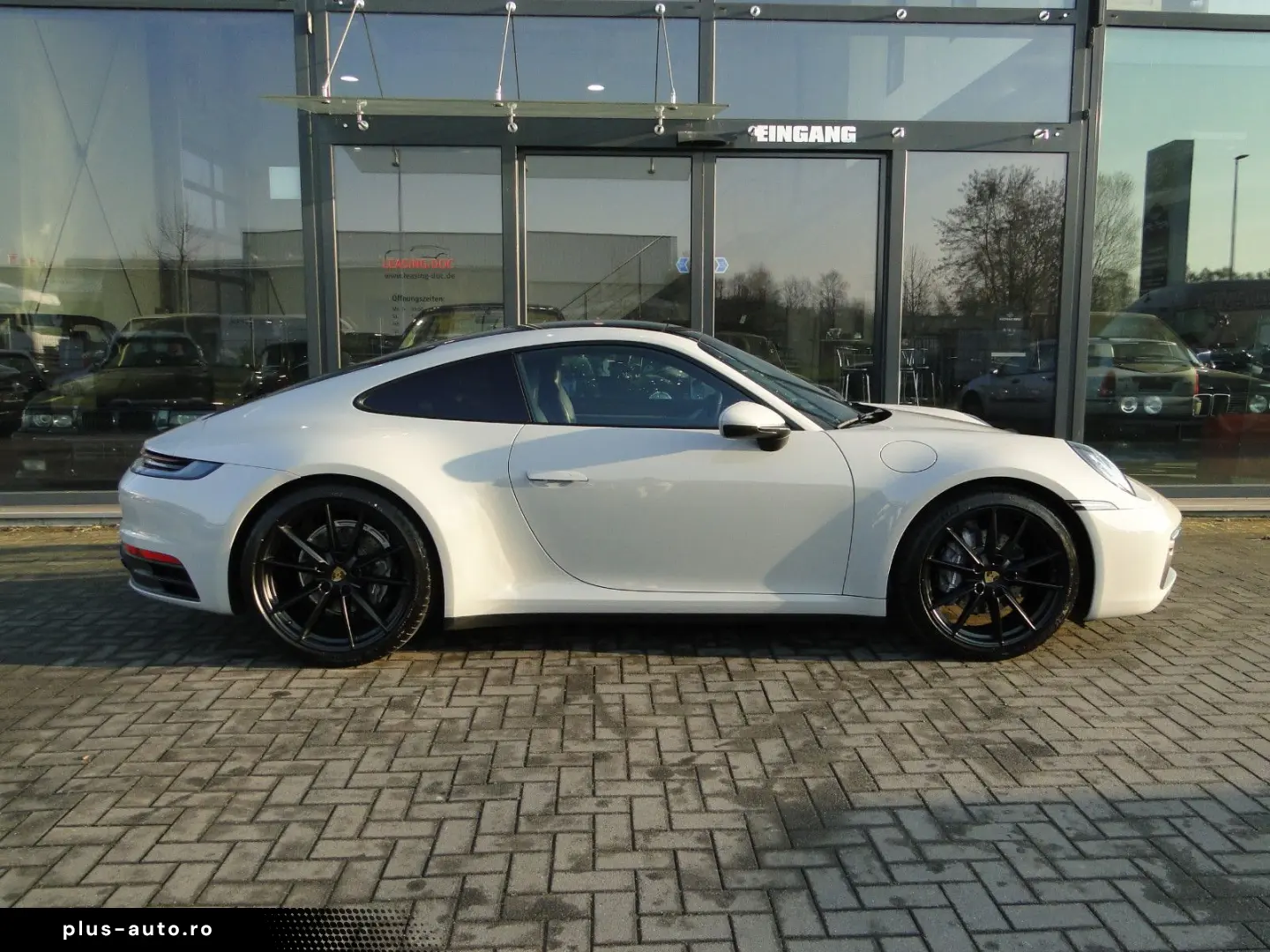 PORSCHE 992.1 CARRERA 1.HAND BOSE PANO LED KLAPPENAUSP.