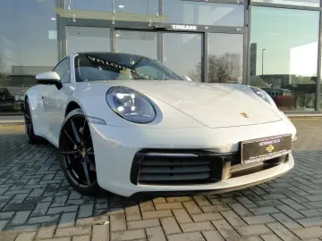 PORSCHE 992.1 CARRERA 1.HAND BOSE PANO LED KLAPPENAUSP.