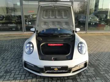 PORSCHE 992.1 CARRERA 1.HAND BOSE PANO LED KLAPPENAUSP.