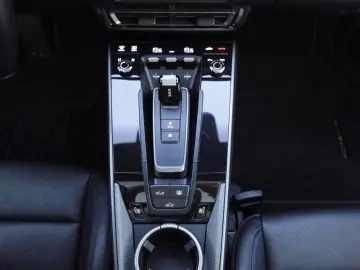 PORSCHE 992.1 CARRERA 1.HAND BOSE PANO LED KLAPPENAUSP.