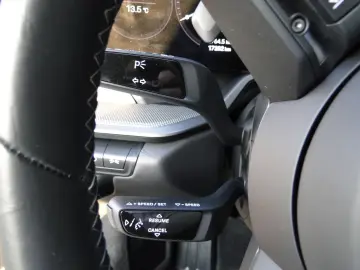 PORSCHE 992.1 CARRERA 1.HAND BOSE PANO LED KLAPPENAUSP.