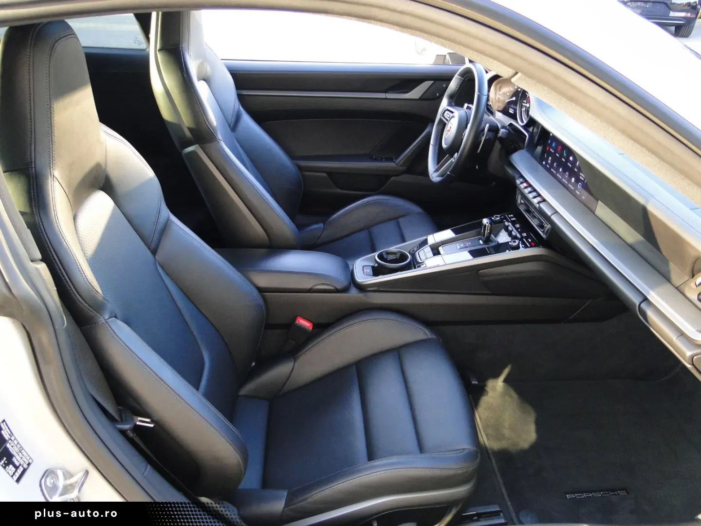 PORSCHE 992.1 CARRERA 1.HAND BOSE PANO LED KLAPPENAUSP.