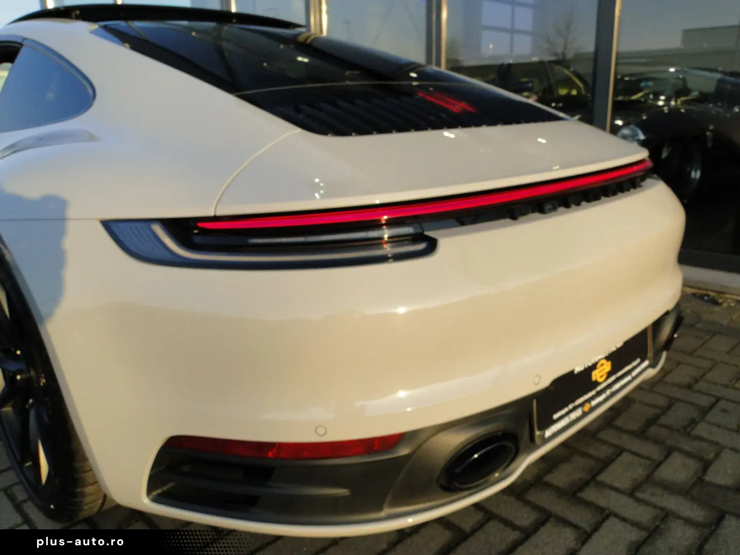 PORSCHE 992.1 CARRERA 1.HAND BOSE PANO LED KLAPPENAUSP.