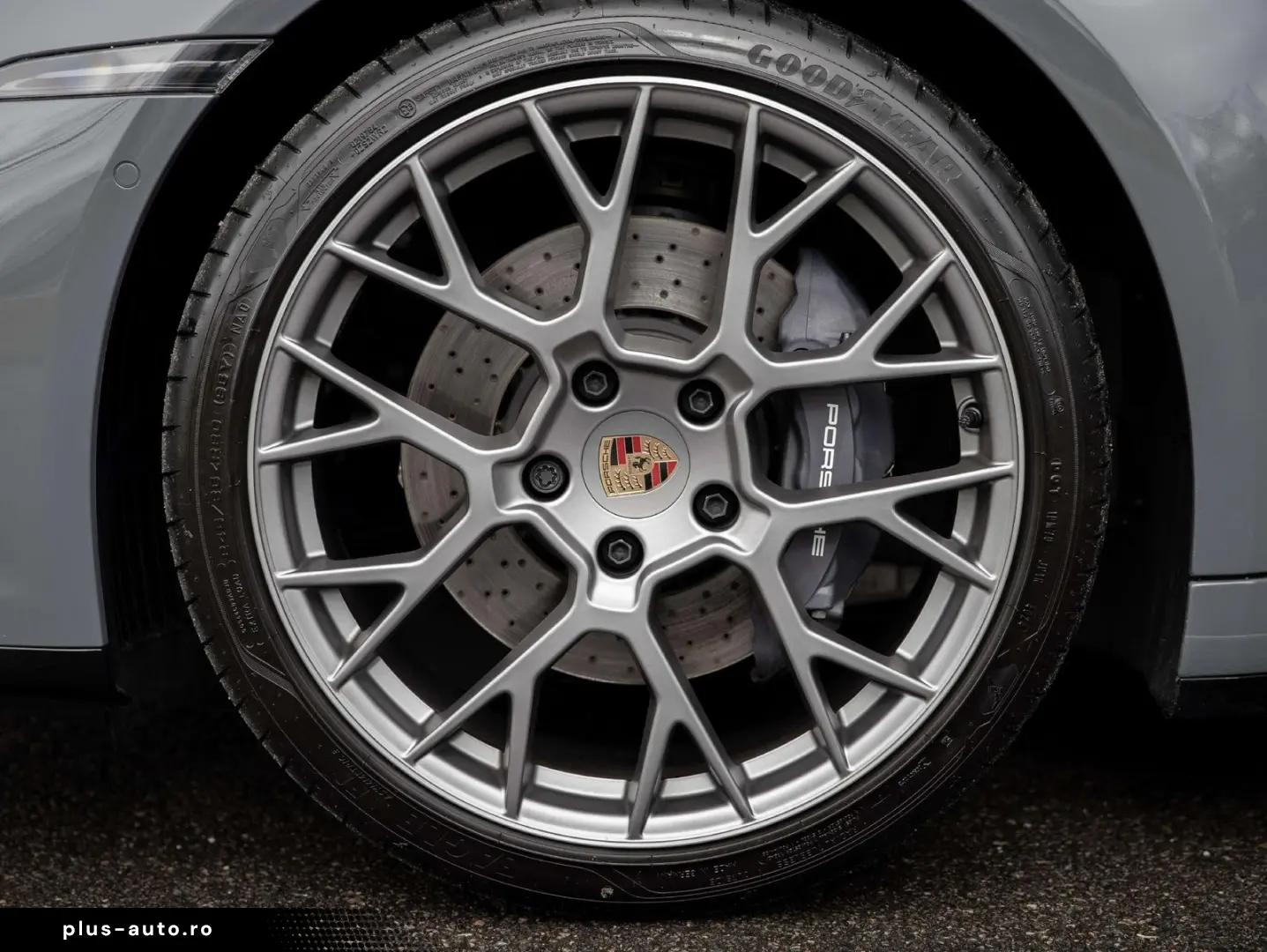 PORSCHE 992 .2 COUPE SPORTDES UITL HDMATR LIFT 360 INNO