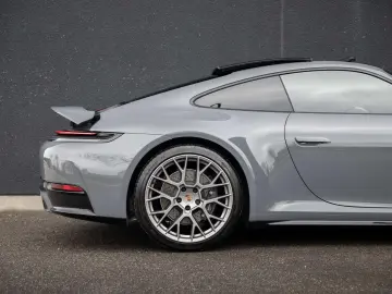 PORSCHE 992 .2 COUPE SPORTDES UITL HDMATR LIFT 360 INNO