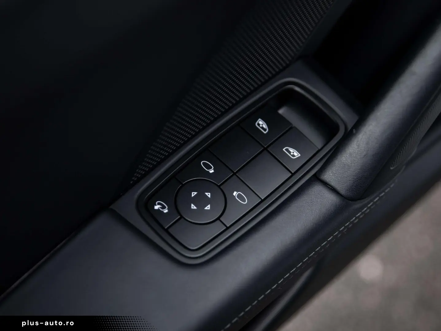 PORSCHE 992 .2 COUPE SPORTDES UITL HDMATR LIFT 360 INNO