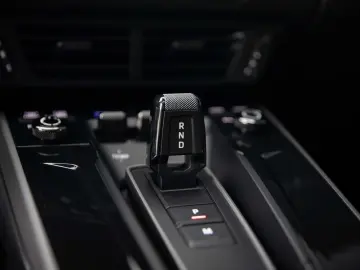 PORSCHE 992 .2 COUPE SPORTDES UITL HDMATR LIFT 360 INNO