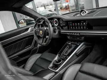 PORSCHE 992 992 3.8 Turbo S   Full Techart   Burmester