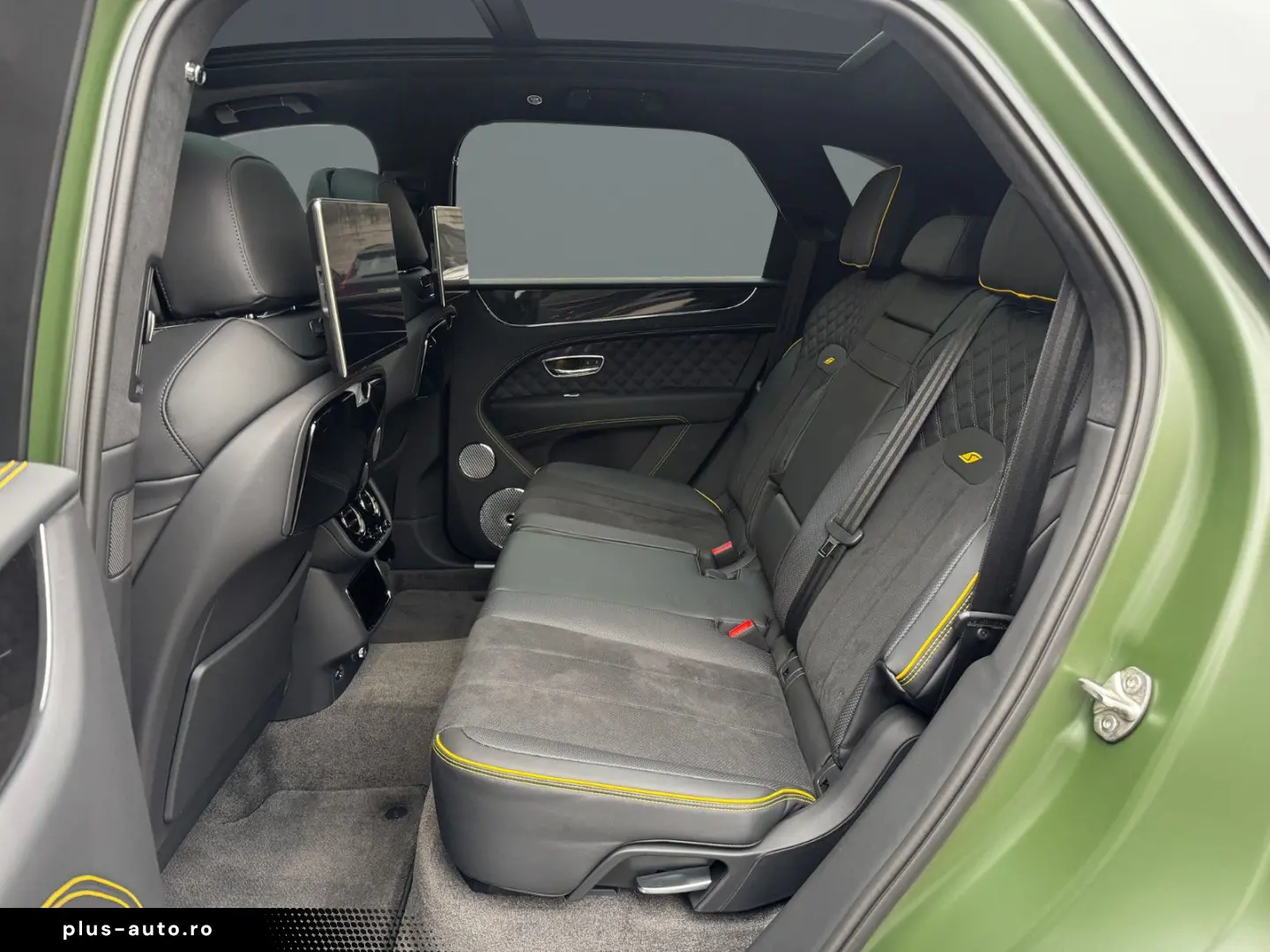 BENTLEY Bentayga S V8 BLACK EDITION Racing Green SATIN