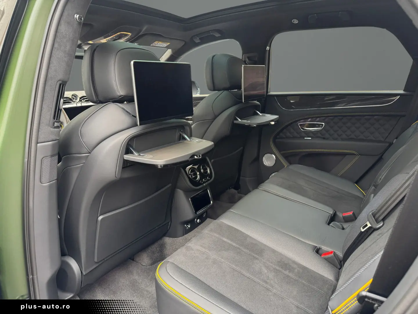 BENTLEY Bentayga S V8 BLACK EDITION Racing Green SATIN