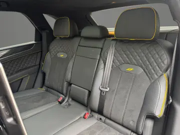 BENTLEY Bentayga S V8 BLACK EDITION Racing Green SATIN