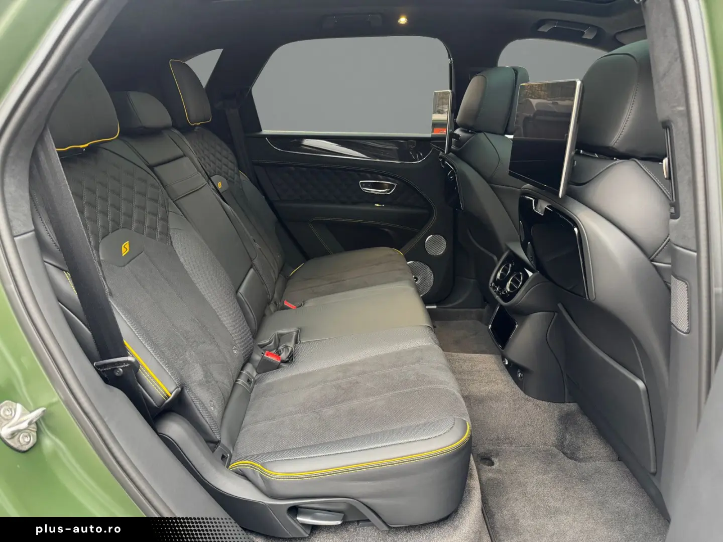 BENTLEY Bentayga S V8 BLACK EDITION Racing Green SATIN