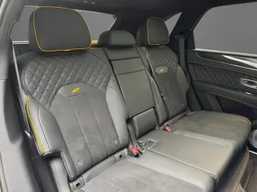 BENTLEY Bentayga S V8 BLACK EDITION Racing Green SATIN