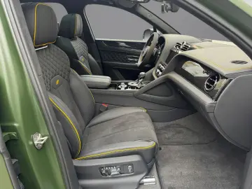 BENTLEY Bentayga S V8 BLACK EDITION Racing Green SATIN