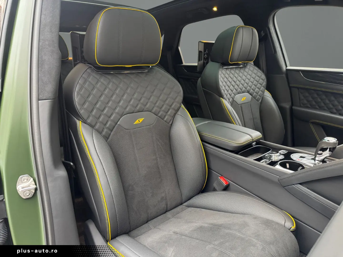 BENTLEY Bentayga S V8 BLACK EDITION Racing Green SATIN