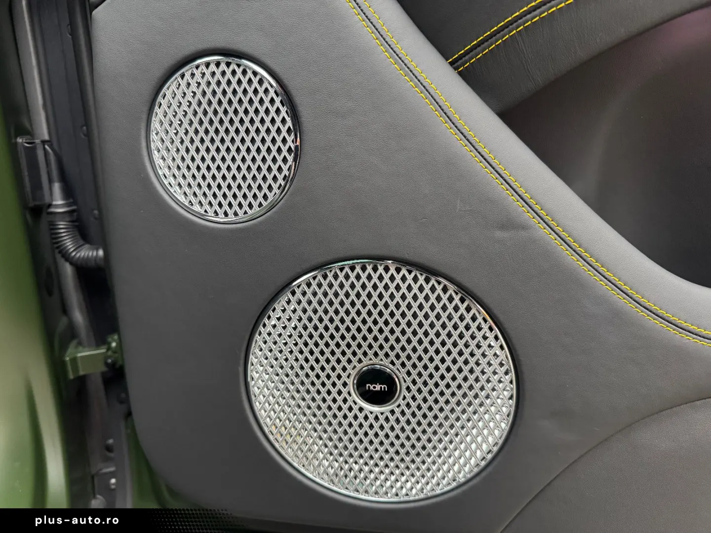 BENTLEY Bentayga S V8 BLACK EDITION Racing Green SATIN