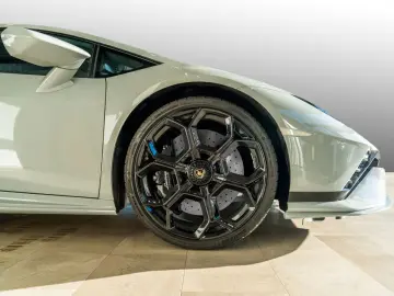 LAMBORGHINI Huracán Tecnica   AdPerso
