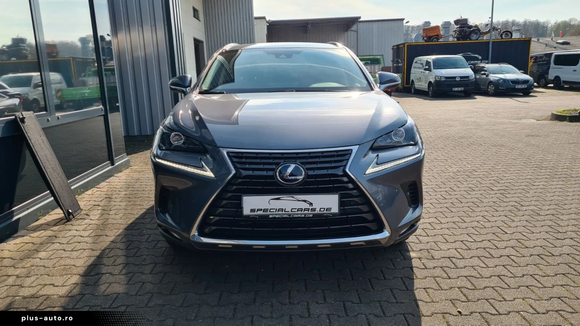 LEXUS NX 300H - Piele - Faruri LED - Navigatie - Roti iarna