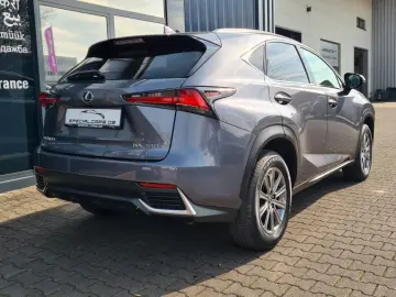 LEXUS NX 300H - Piele - Faruri LED - Navigatie - Roti iarna