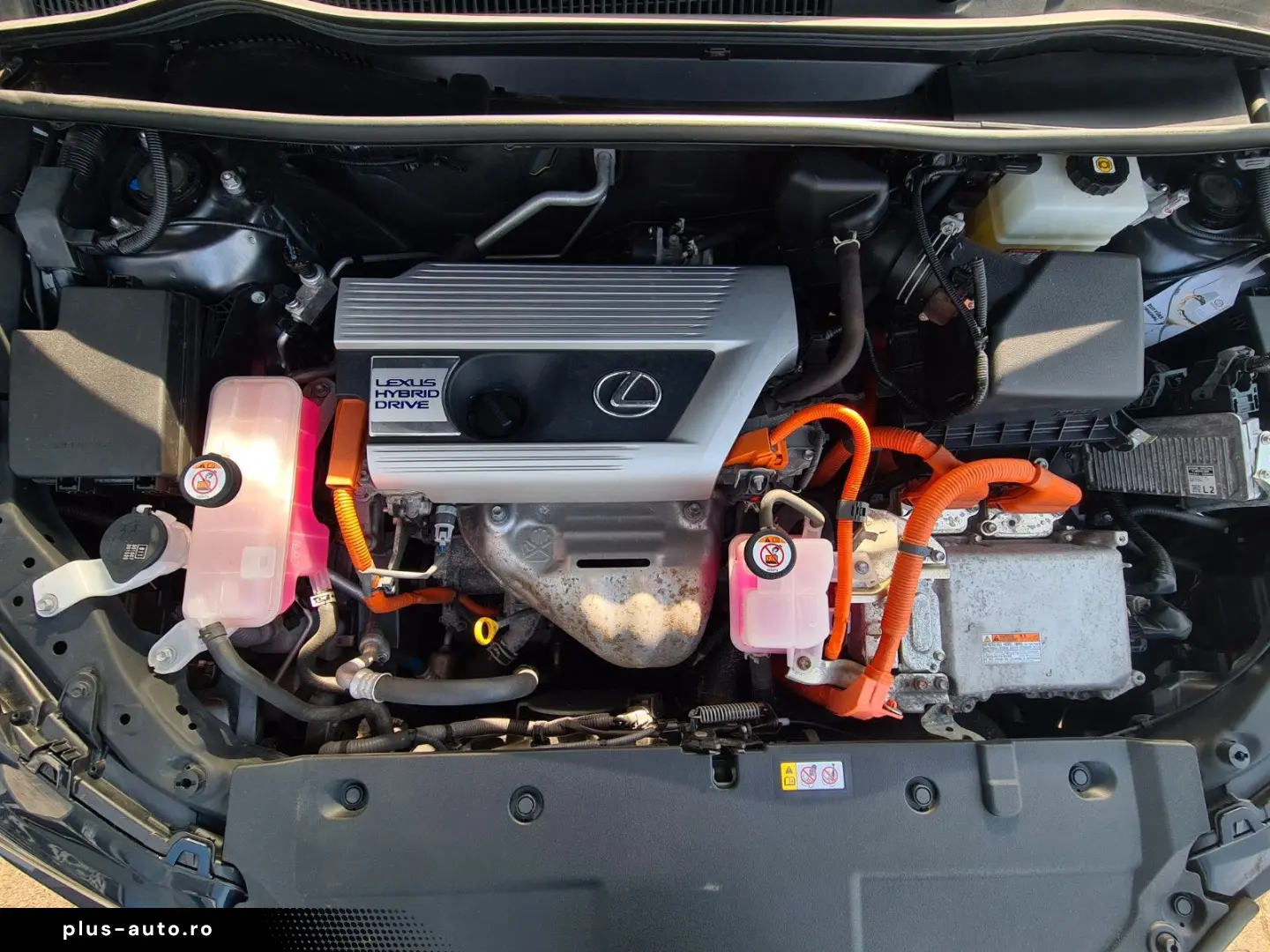 LEXUS NX 300H - Piele - Faruri LED - Navigatie - Roti iarna