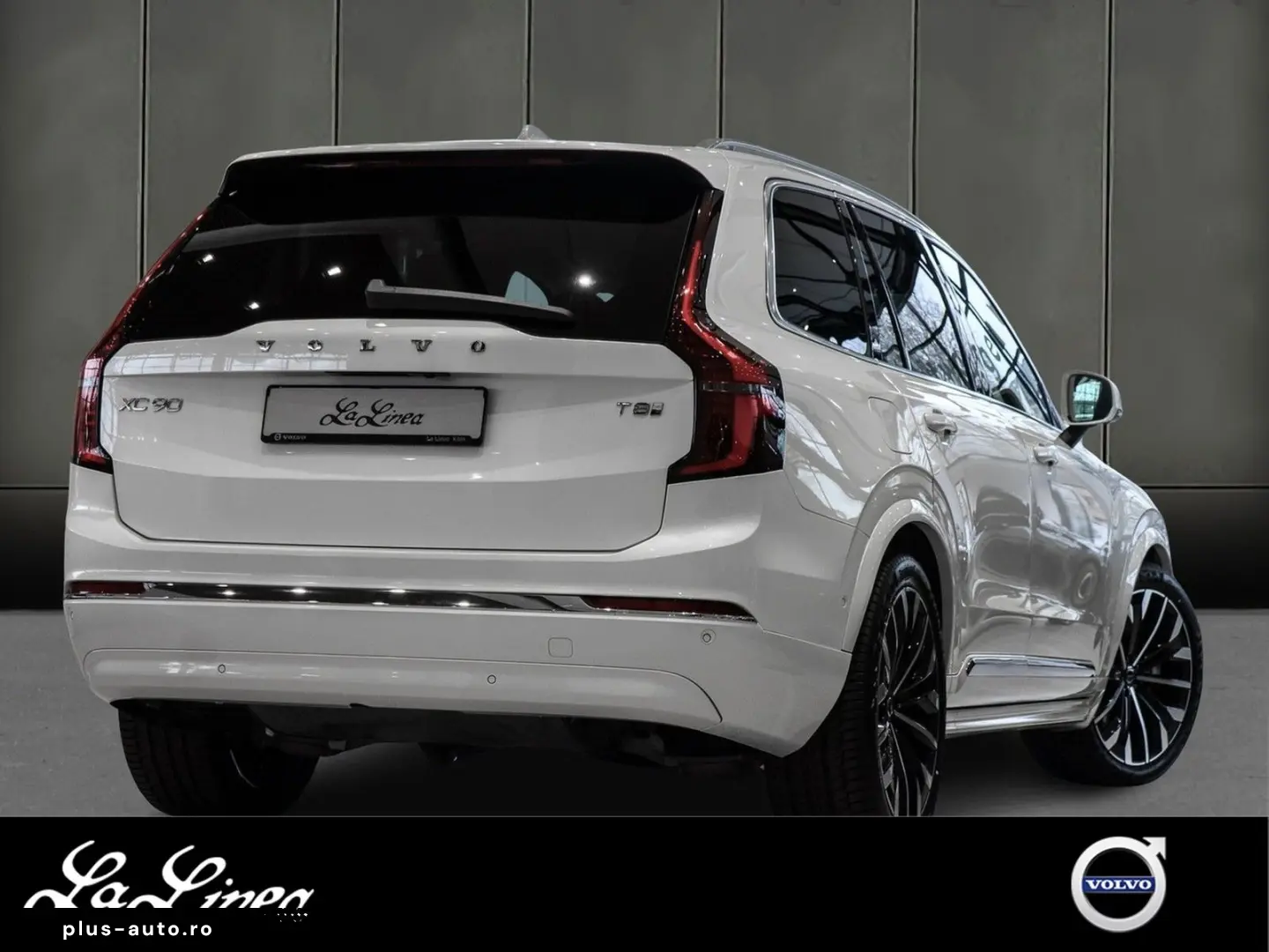 VOLVO XC90 T8 Recharge AWD Plus Bright Reskin NP 97.32