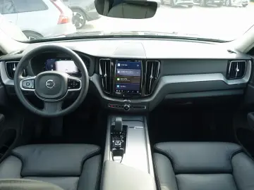 VOLVO XC60 Plus Dark B5 AWD Dark 360  H&K Memory ACC