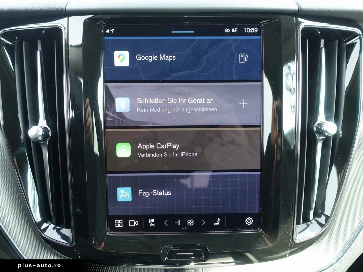 VOLVO XC60 Plus Dark B5 AWD Dark 360  H&K Memory ACC