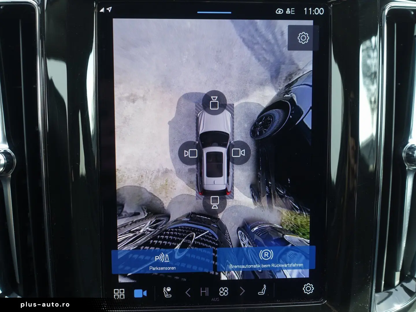 VOLVO XC60 Plus Dark B5 AWD Dark 360  H&K Memory ACC