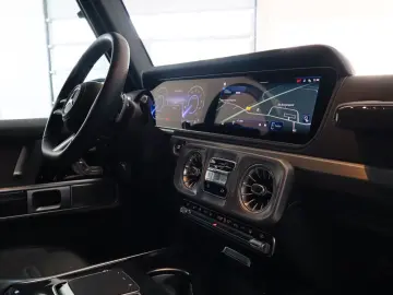 MERCEDES-BENZ G 580 EQ  Edition Magno BURMESTER 360