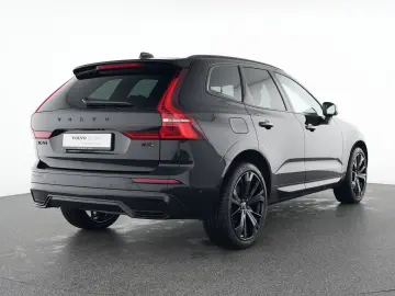 VOLVO XC60 B5 AWD Geartronic Plus Black Edition PANORA