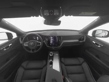 VOLVO XC60 B5 AWD Geartronic Plus Black Edition PANORA