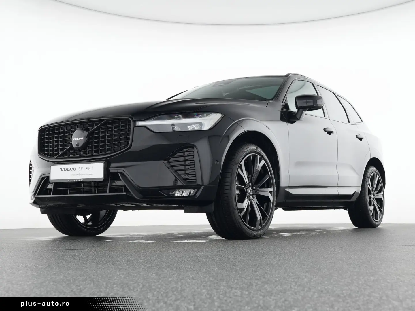 VOLVO XC60 B5 AWD Geartronic Plus Black Edition PANORA