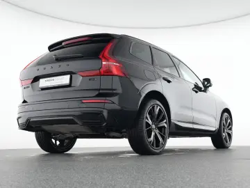 VOLVO XC60 B5 AWD Geartronic Plus Black Edition PANORA