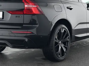 VOLVO XC60 B5 AWD Geartronic Plus Black Edition PANORA