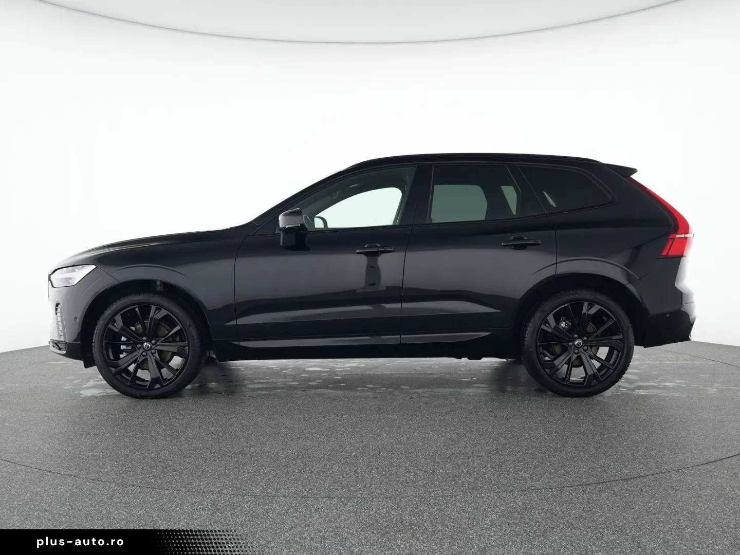VOLVO XC60 B5 AWD Geartronic Plus Black Edition PANORA