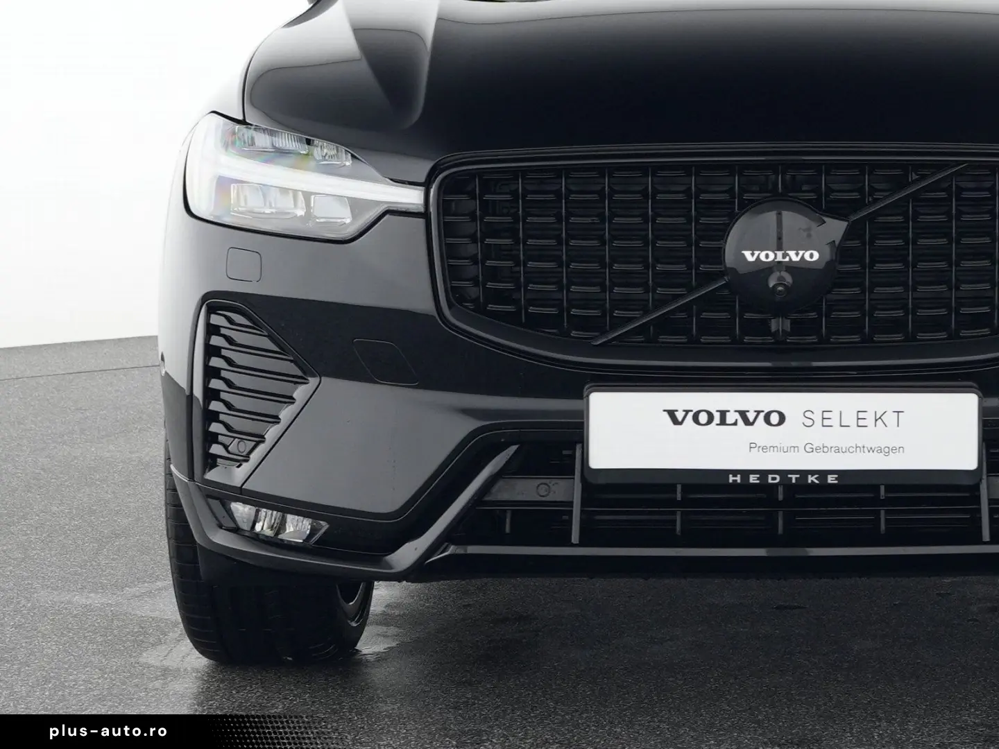 VOLVO XC60 B5 AWD Geartronic Plus Black Edition PANORA