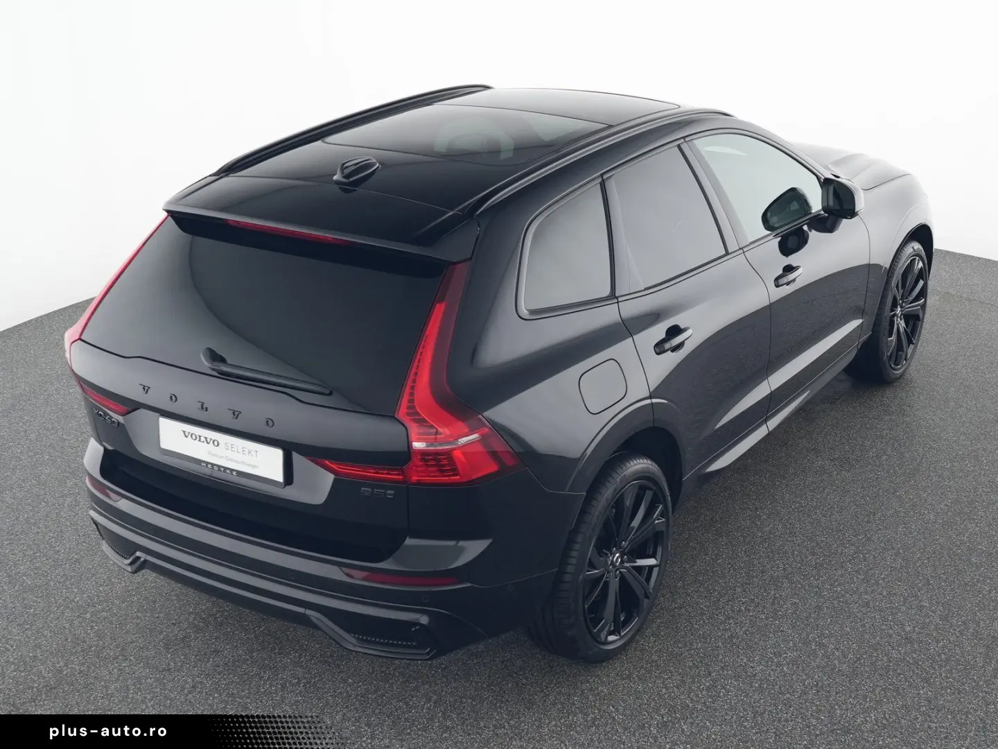 VOLVO XC60 B5 AWD Geartronic Plus Black Edition PANORA