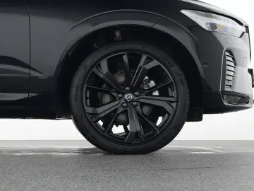 VOLVO XC60 B5 AWD Geartronic Plus Black Edition PANORA