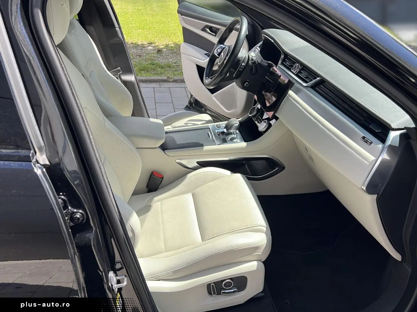 JAGUAR F-Pace P250 AWD R-Dynamic SE